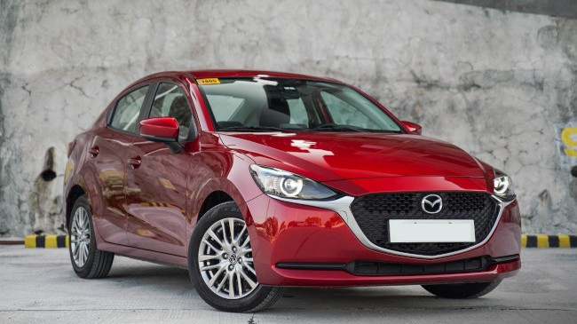 Có nên mua xe Mazda 2 hay không? - Review từ người mua